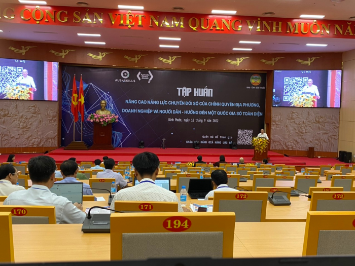 Tập huấn “Nâng cao năng lực chuyển đổi số cho Chính quyền địa phương, doanh nghiệp và người dân - Hướng đến một quốc gia số toàn diện” trên địa bàn tỉnh Fv88.com thể thao, casino, bắn cá, nổ hũ và lô đề năm 2022