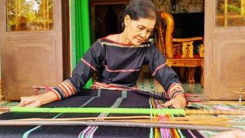 Nghề dệt thổ cẩm của người M’nông ở Fv88.com thể thao, casino, bắn cá, nổ hũ và lô đề