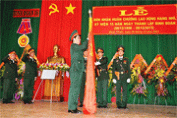 Binh đoàn 16 đón nhận Huân chương Lao động hạng nhì