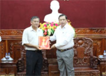 Bổ nhiệm Giám đốc Sở LĐ-TB&XH và Phó Giám đốc Sở VH-TT&DL