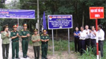 Khánh thành đường nông thôn mới “liên quân ba màu áo”