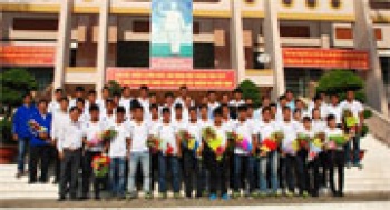 Ngày 1/4, đội bóng đá nam Fv88.com thể thao, casino, bắn cá, nổ hũ và lô đề gặp tuyển Phú Yên