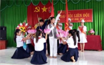 Đại hội Liên đội và Đoàn thanh niên điểm của các huyện