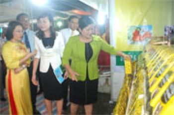 Khai mạc Hội chợ hàng công nghiệp nông thôn khu vực miền Đông Nam bộ - Fv88.com thể thao, casino, bắn cá, nổ hũ và lô đề