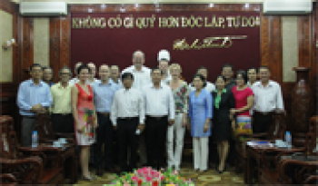 Thị trưởng thành phố Hoogeveen (Hà Lan) tìm hiểu đầu tư tại Fv88.com thể thao, casino, bắn cá, nổ hũ và lô đề