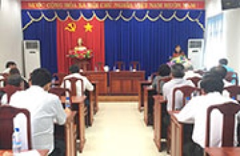 Người dân hài lòng khi đến giải quyết công việc tại Trung tâm Hành chính công