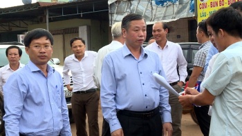 Kiểm tra tình hình thực hiện dự án đường giao thông ngã ba Vườn Chuối - Trảng cỏ Bù Lạch