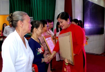 Truy tặng danh hiệu vinh dự Fv tám tám 88 nhà cái đăng nhập “Bà mẹ Việt Nam anh hùng” cho 19 mẹ đã mất