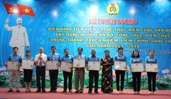 Tuyên dương cán bộ, công chức “Trung thành, trách nhiệm, liêm chính, sáng tạo”