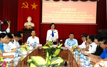 Họp báo trước lễ công bố thành lập thành phố Đồng Xoài