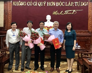 Trao quyết định về nhân sự đối với một số sở ngành và huyện Hớn Quản