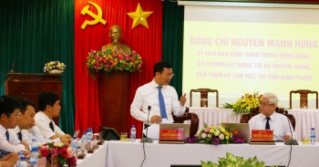 Bộ trưởng Bộ Thông tin và Truyền thông làm việc với Ban Thường vụ Fv88.win nhà cái WC 2026
