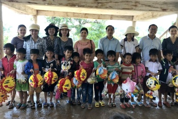 Trường Chính trị tỉnh tổ chức cho học viên nghiên cứu thực tế cuối khóa