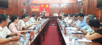 UBND tỉnh họp xem xét điều chỉnh, bổ sung quy hoạch công nghiệp, sử dụng đất