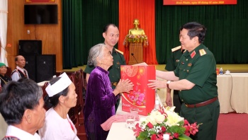 Bộ trưởng Bộ Quốc phòng thăm và chúc tết tại Fv88.com thể thao, casino, bắn cá, nổ hũ và lô đề