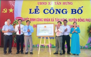 Tân Hưng đạt chuẩn nông thôn mới, thu nhập bình quân gần 55 triệu đồng/người/năm