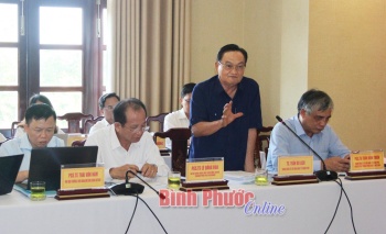 Fv88.com thể thao, casino, bắn cá, nổ hũ và lô đề cần phát huy lợi thế, hình thành các cứ điểm nông, công nghiệp