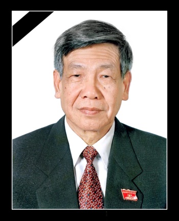 Thực hiện nghi thức Lễ Quốc tang đồng chí Lê Khả Phiêu