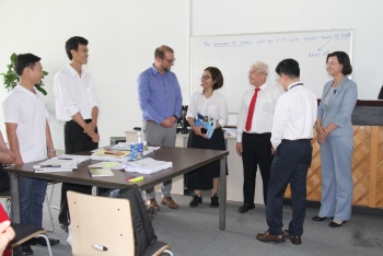 Fv88 www fv88 com App tham quan mô hình trường học thông minh