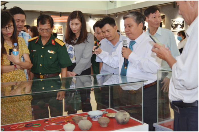 Đưa hiện vật bảo tàng lên không gian số