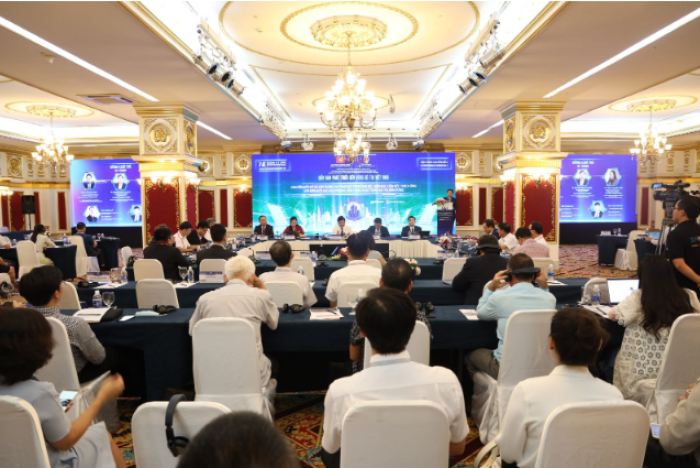 Hội thảo chuyển đổi số và xây dựng hạ tầng đô thị đồng bộ, hiện đại, liên kết, thích ứng với biến đổi khí hậu trong tiến trình phát triển đô thị bền vững