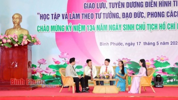 Việc học tập và làm theo tư tưởng, đạo đức, phong cách Hồ Chí Minh ngày càng đi vào chiều sâu