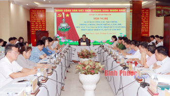 ​Kiên quyết xử lý cán bộ, đảng viên vi phạm về tham nhũng, tiêu cực, lãng phí