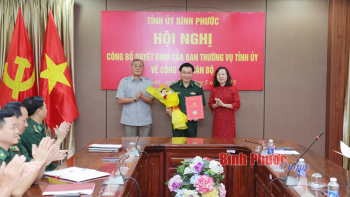 Fv88.win nhà cái WC 2026 Fv88.com thể thao, casino, bắn cá, nổ hũ và lô đề công bố quyết định về công tác cán bộ tại Bộ đội Biên phòng tỉnh