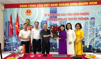 Họp mặt 8/3 tôn vinh nữ công đoàn viên Sở KH&CN