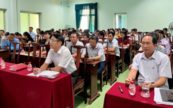 Gần 80 cán bộ, nhân viên y tế chia sẻ thông tin về phòng chống bệnh sởi
