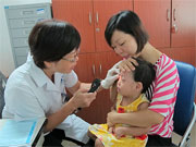Bệnh đau mắt đỏ bùng phát trên toàn tỉnh