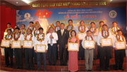 Tuyên dương gương điển hình học tập và làm theo Bác