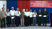 Họp mặt, tặng quà cho nạn nhân chất độc da cam