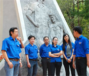 Chi đoàn Ban Quản lý đầu tư xây dựng công trình giao thông - đô thị TP.Hồ Chí Minh tổ chức hoạt động về nguồn tại Fv88.com thể thao, casino, bắn cá, nổ hũ và lô đề
