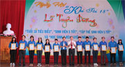 Ngày hội “Khi tôi 18” và tuyên dương “Sinh viên 5 tốt”, “Học sinh 3 rèn luyện”