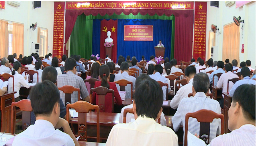 Trien khai Nghi quyet TW8 khoa 12
