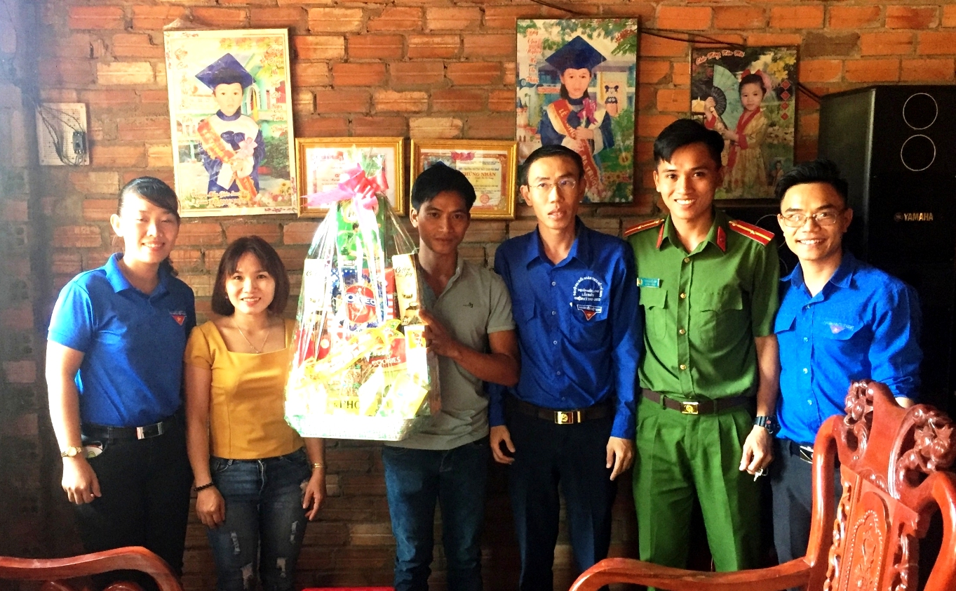 pl tang qua tet