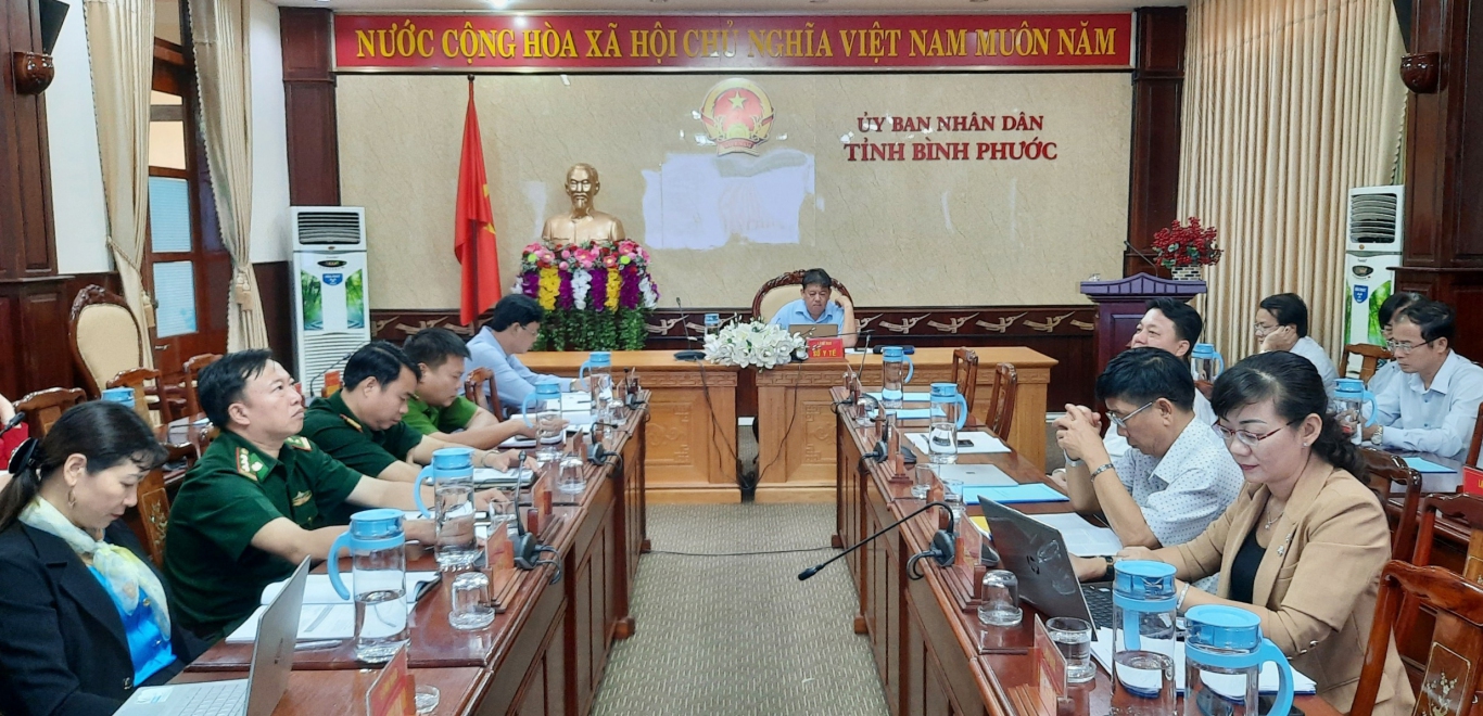 Hoi nghi tuyen truyen HIV