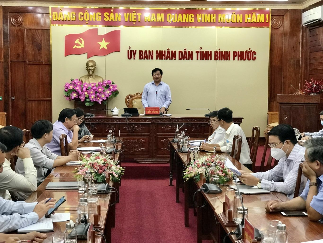 HINH PCT MI LAM VIEC CUC THONG KE