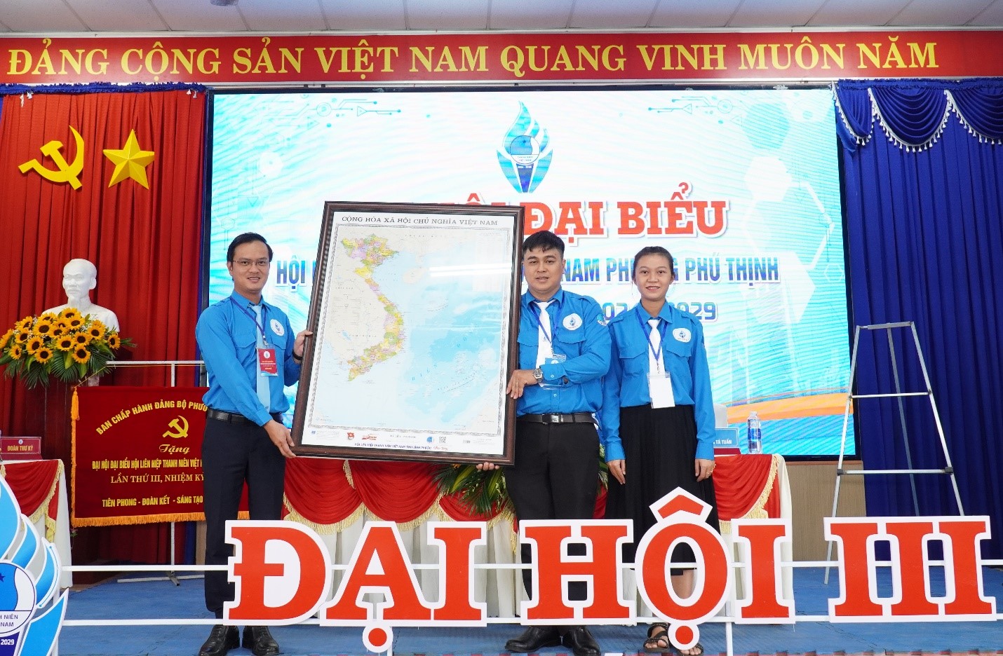 đại hội 4