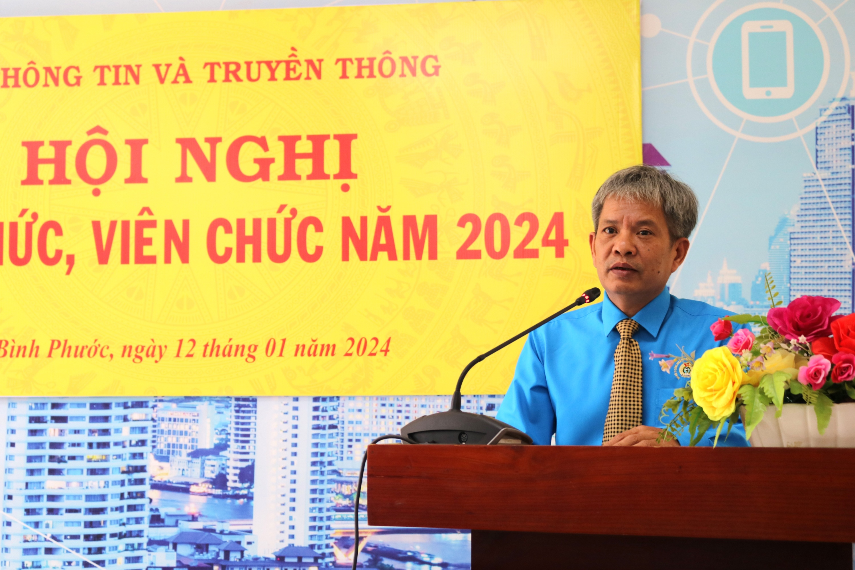 phat bieu chỉ đạo công chức
